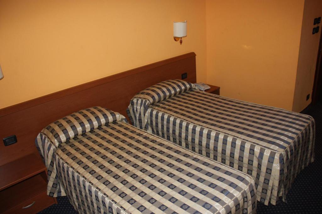 Cantalupa Hotel Tre Denti מראה חיצוני תמונה