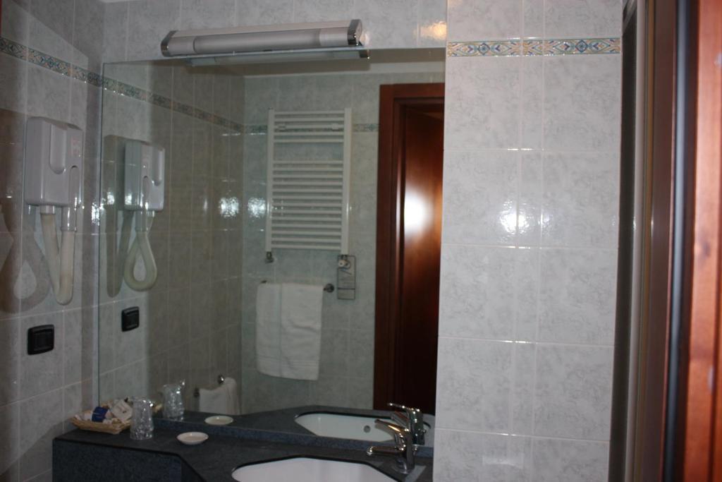Cantalupa Hotel Tre Denti חדר תמונה